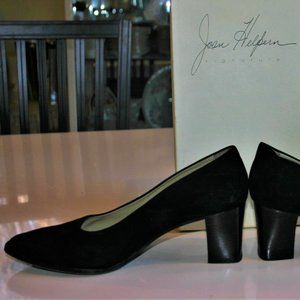 Joan Helpern Signature Black Suede Pump 2.5 inch Heel 7.5M Italy Great Condition